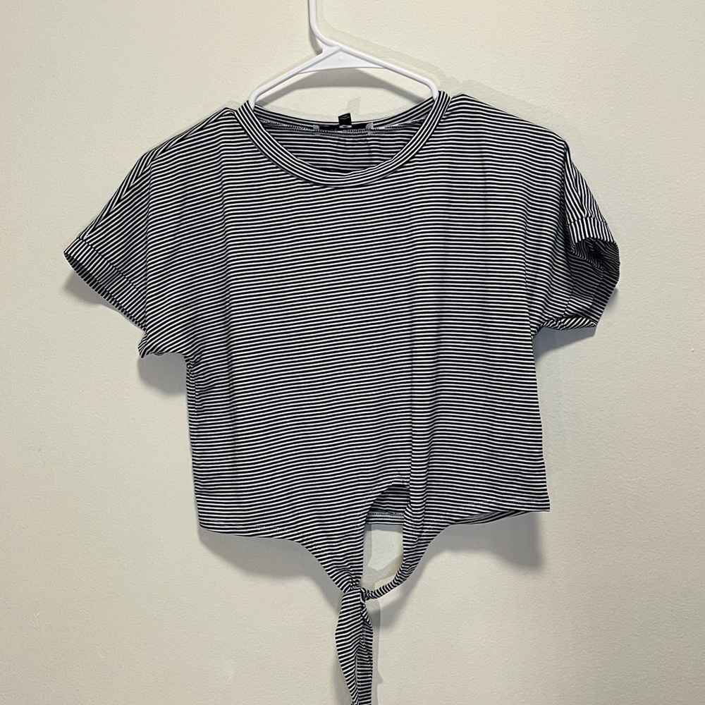 Black & White stripe crop top
